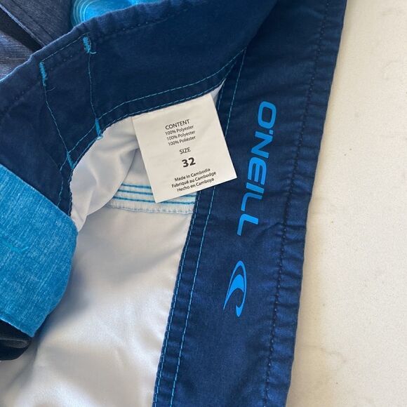 O'Neill Striped Boardshorts  Men's Size 32 Multi Colored Swim Shorts Summer Wear - Picture 4 of 11
